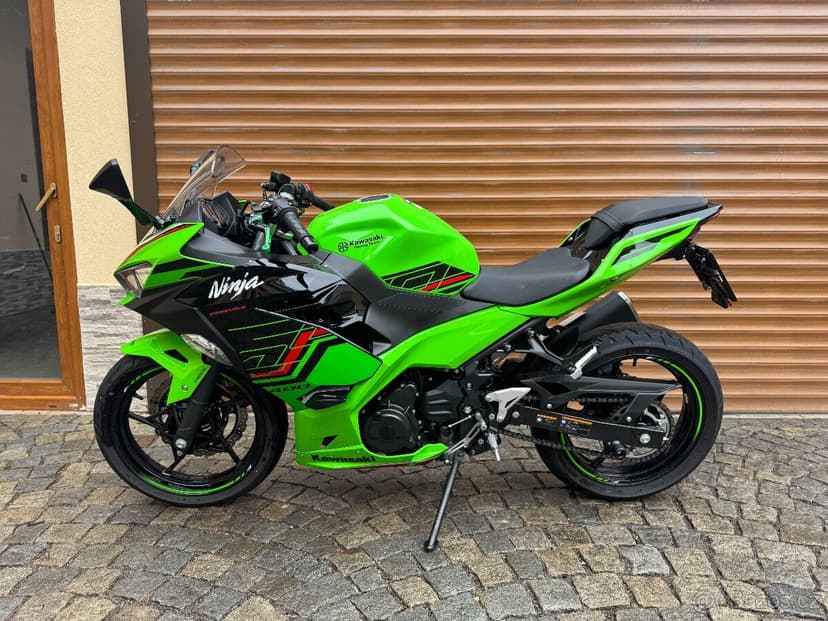 Kawasaki Ninja 400