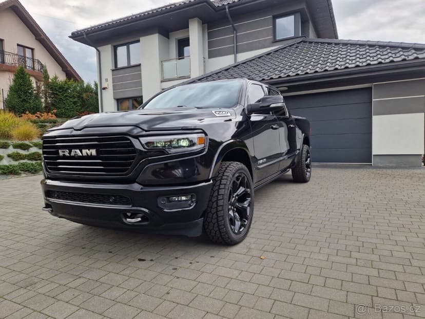 RAM 1500 LIMITED 2020 NEBOURANÝ