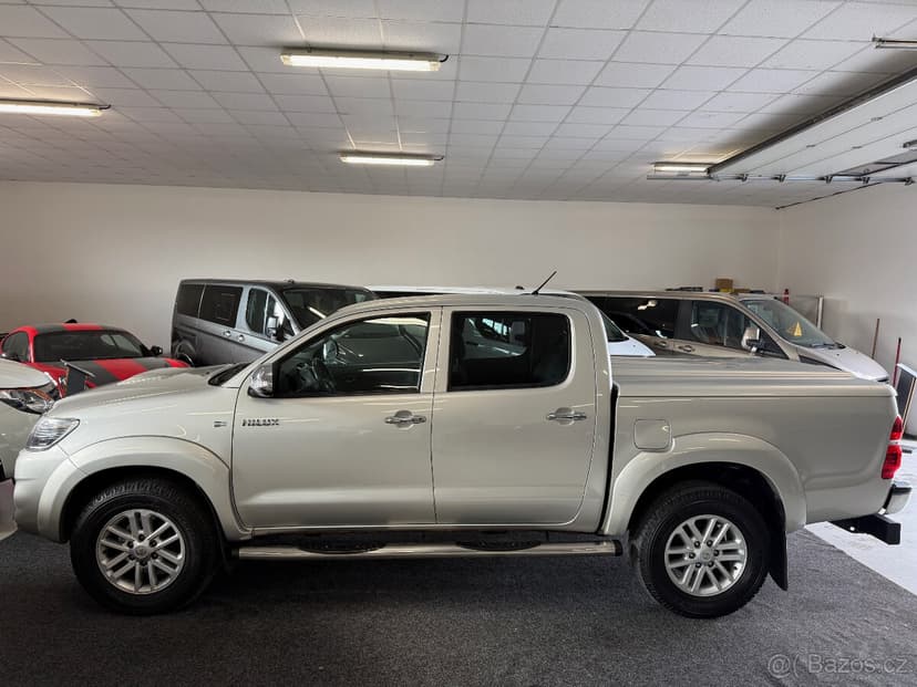 Toyota Hilux 3.0D-4D manuál,po servisu