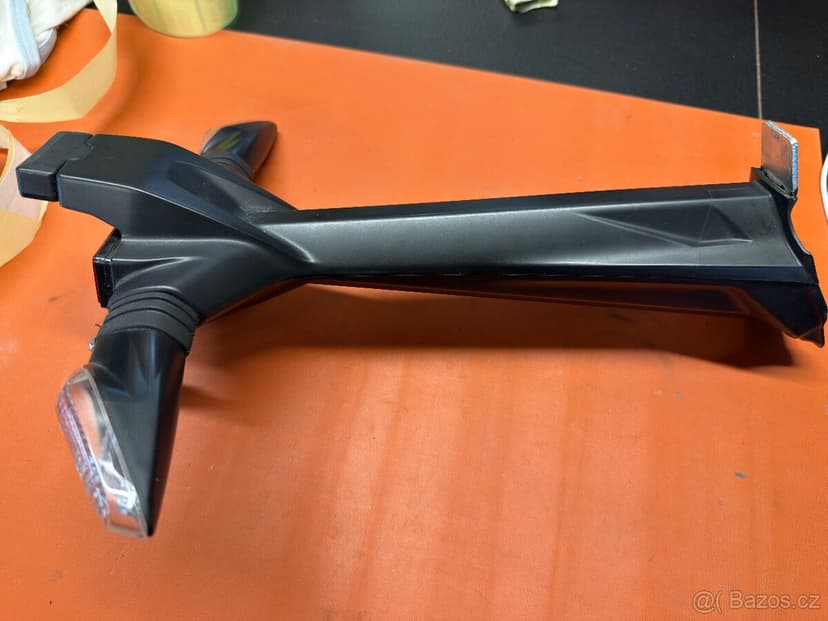 Ducati Panigale Streetfighter v4 držák RZ včetně blinkrů