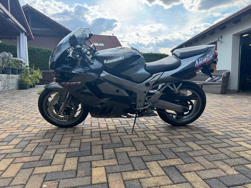 Kawasaki ZX9R 1995