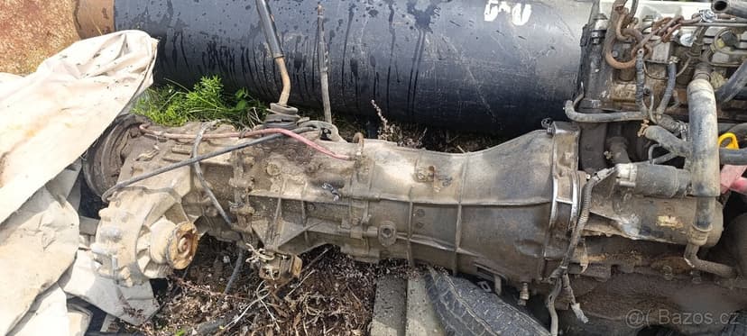 Prodám kompletní funkční motor Nissan patrol y60