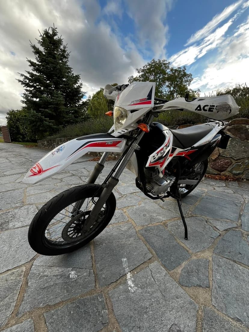 Beta 125 RE - dvě sady kol