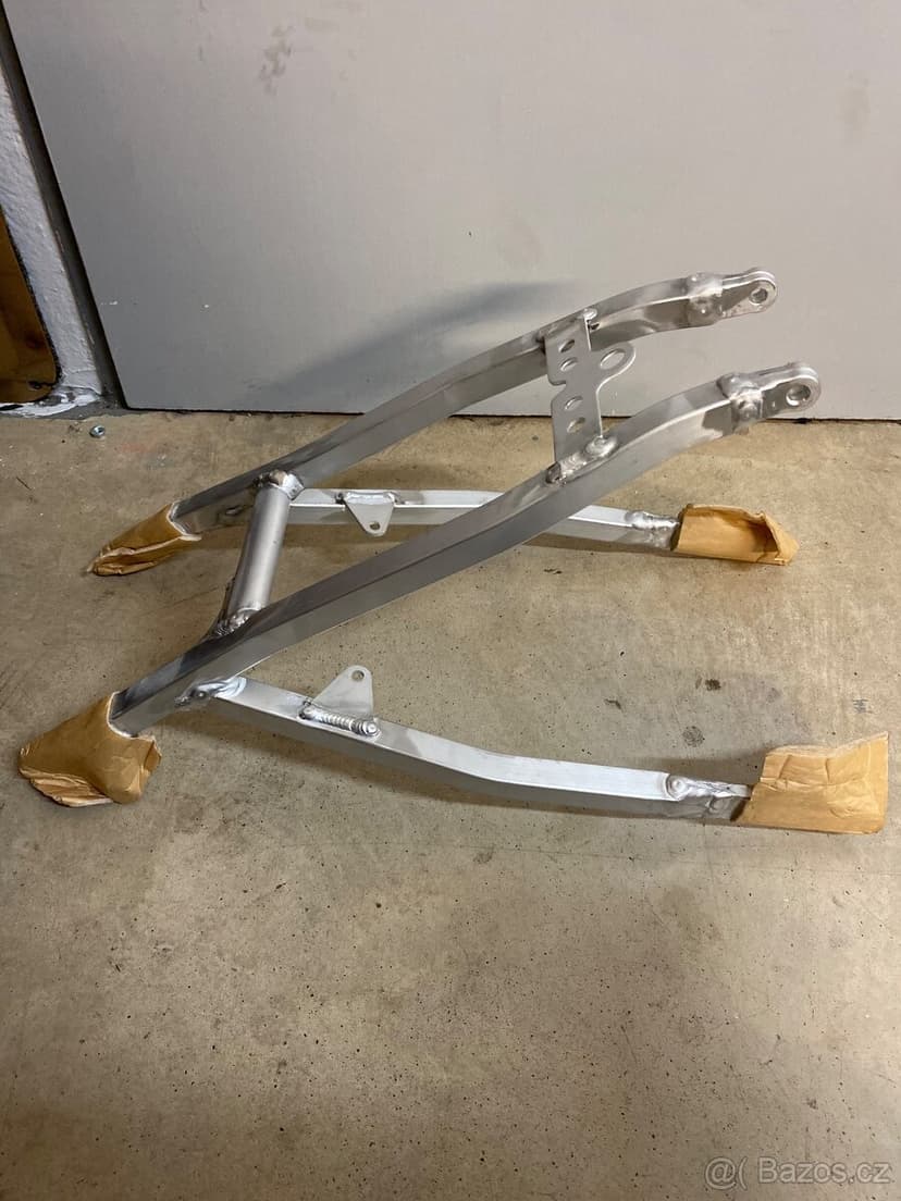 Rám pod sedlo na Kawasaki KX250F