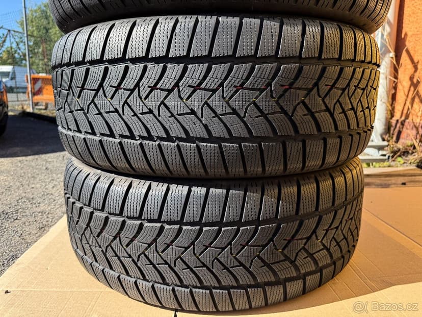 Zánovní zimní pneu 255/55/19 Dunlop Winter Sport 5 SUV