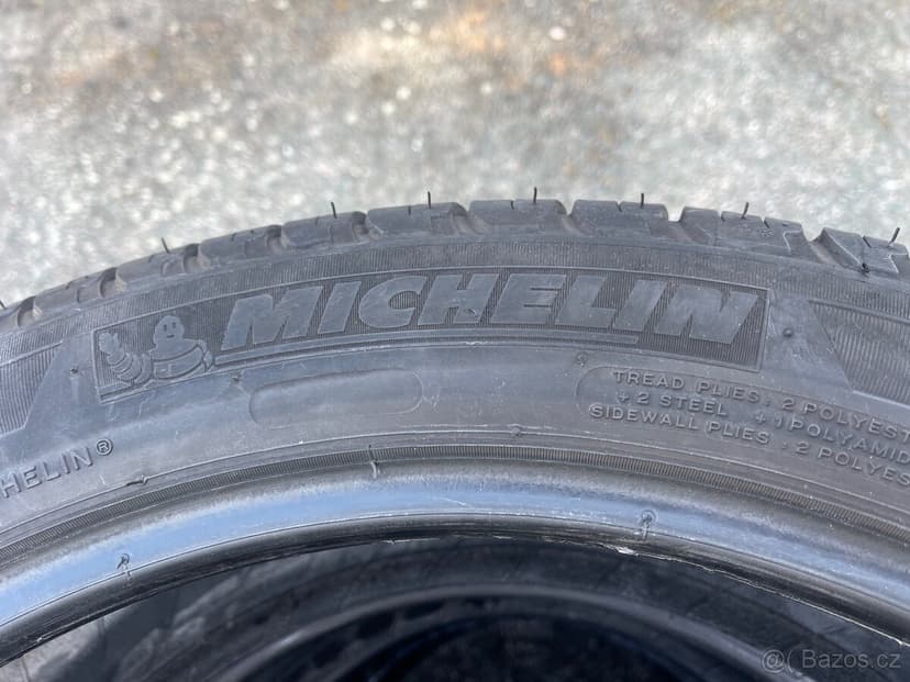 Michelin 245/45 R20 103w range rover