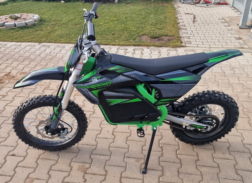 Elektrická motorka pitbike MRM EcoPit 5000W 72V, kola