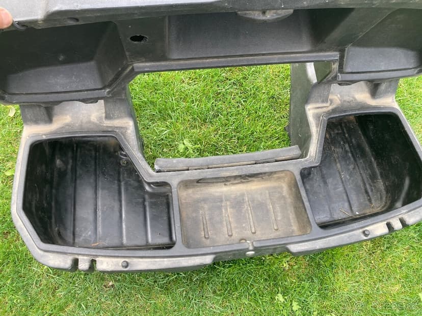 Kufr a výklopná korba na čtyrkolku ATV