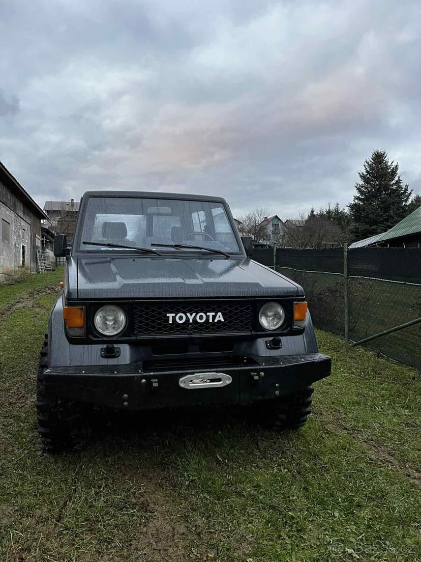 Toyota LAND CRUISER 4X4 LJ70