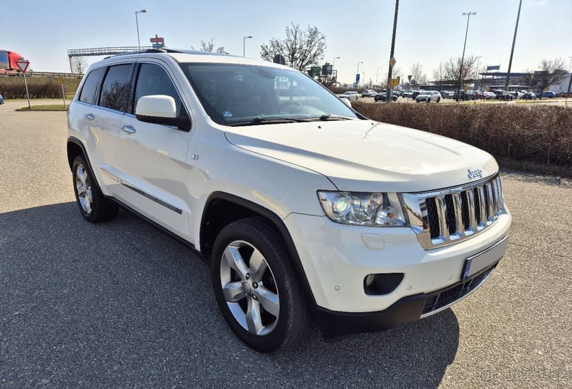 JEEP GRAND CHEROKEE 3.0CRD 177KW ROK 2011 OVERLAND PANORAMA