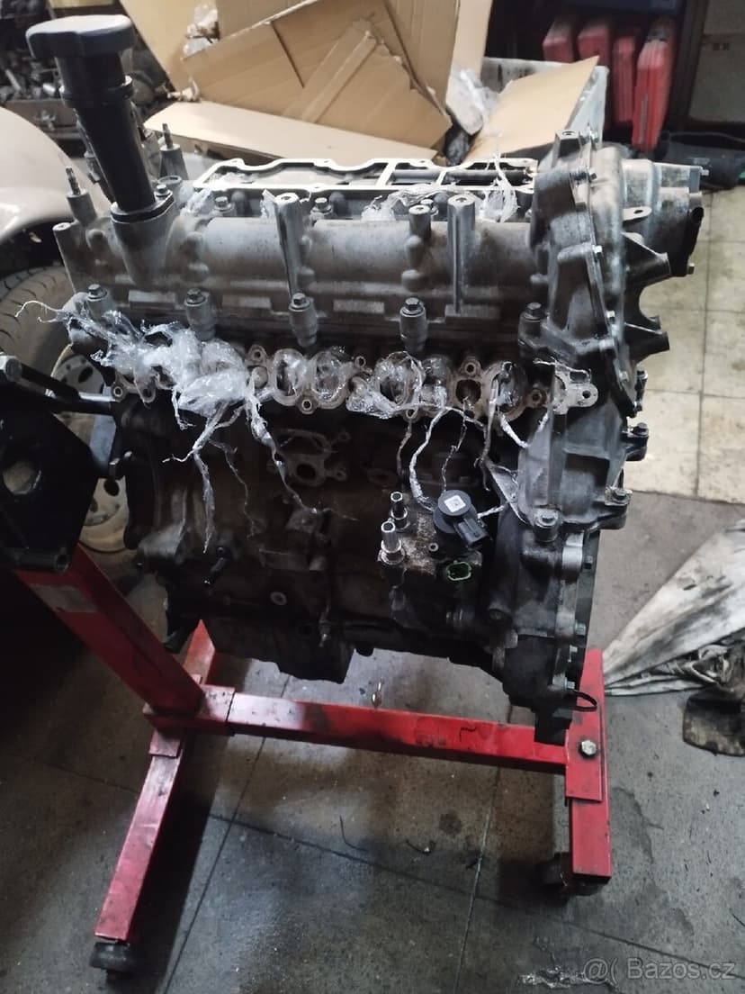 Motor 204dtd, land rover.