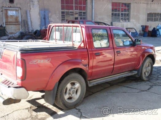 Nissan Navara D 22 2,5 DI  2004 98KW