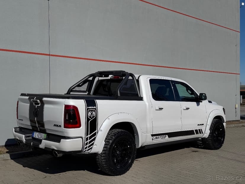RAM 1500 LIMITED 5.7 HEMI 4x4 2020