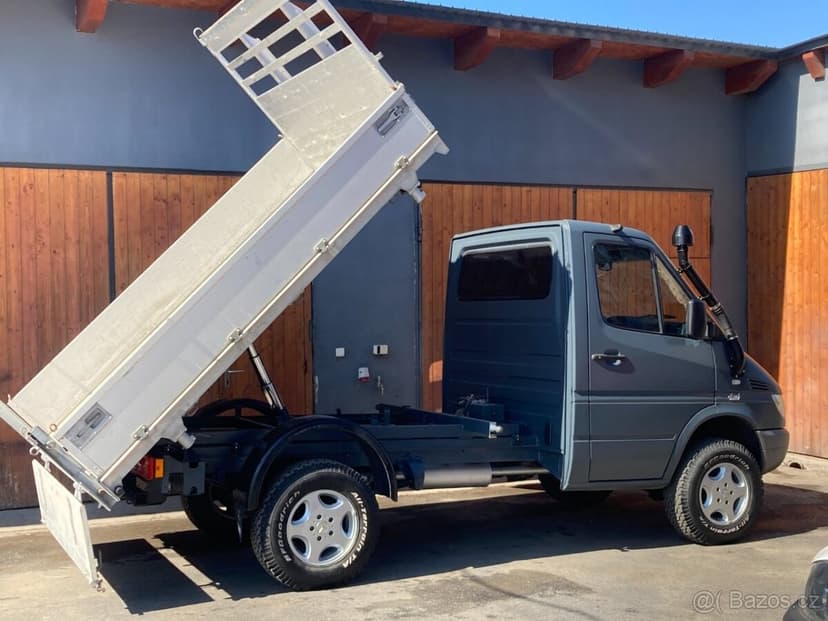 MERCEDES SPRINTER 316 4X4 2,7TD 3stranný sklápěč