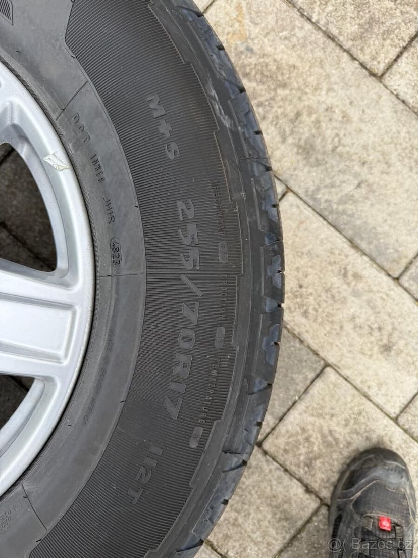 Kompletní orig. kola VW 255/70/17 - Amarok