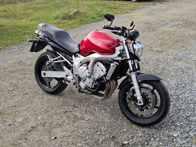 Yamaha FZ6 – po servisu, STK do 2029, nové pneu, laděné MIVV