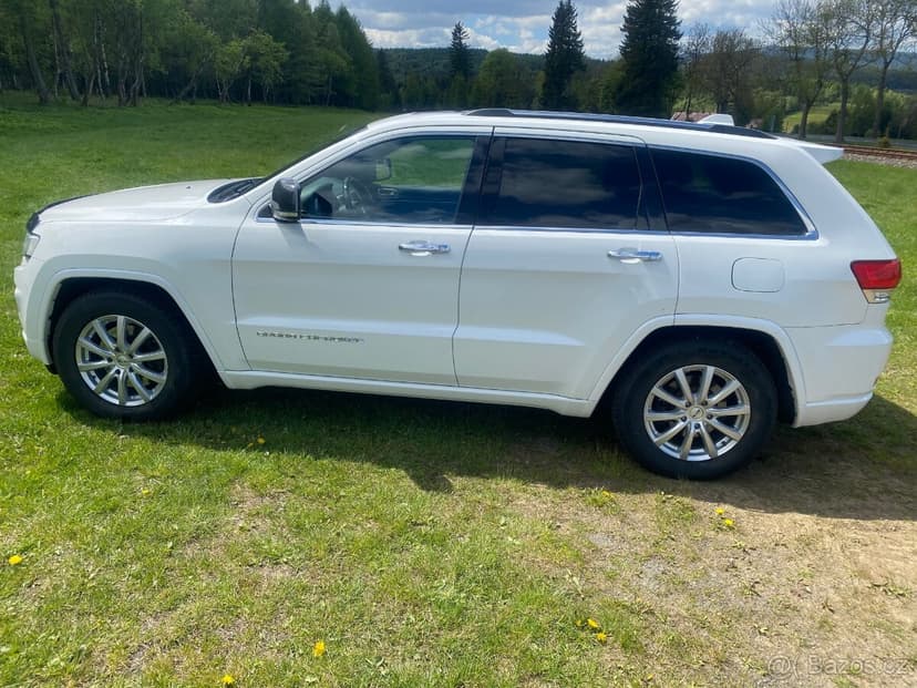 Jeep Grand Cherokee 4x4,3.0 CRD 184 KW,r.v 2015