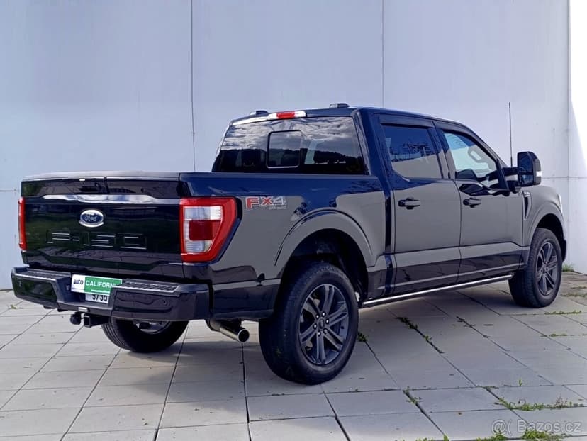 Ford F-150 5.0 V8 Lariat Kamera Tažné odpočet DPH