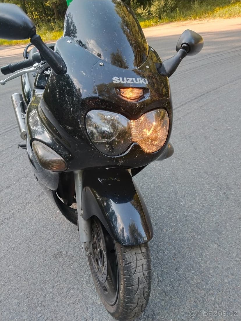 Suzuki gsx750F v tp 25kw jinak 68kw