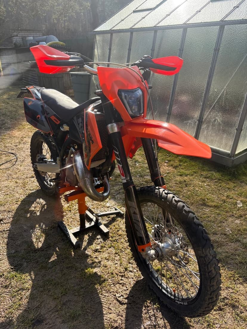 Ktm exc 125 2007  TOP STAV