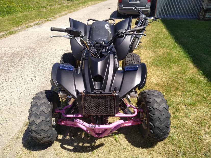 Čtyřkolka s motorem Kawasaki GPZ500