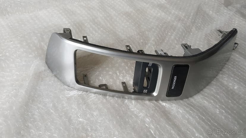 Toyota LC120 – Palubní deska