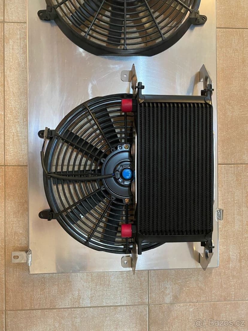 NISSAN PATROL - UNIVERZÁLNÍ HLINÍKOVÝ CHLADIČ OLEJE