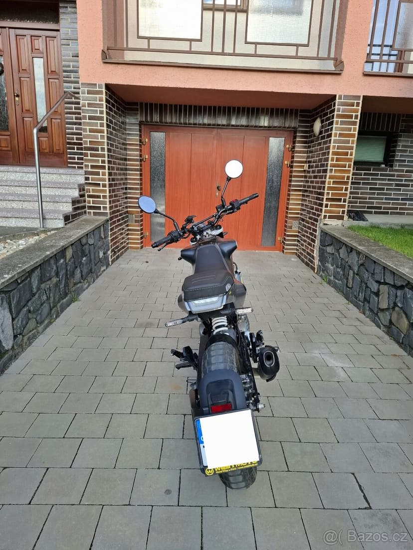 Husqvarna Svartpilen 125 11Kw