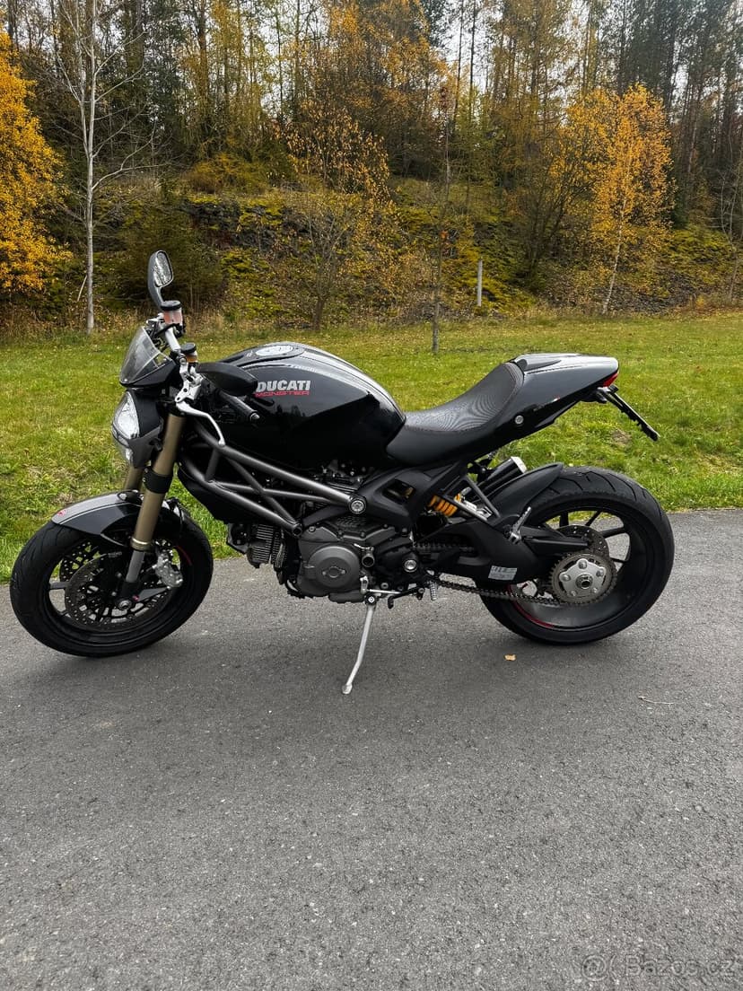 Ducati Monster 1100