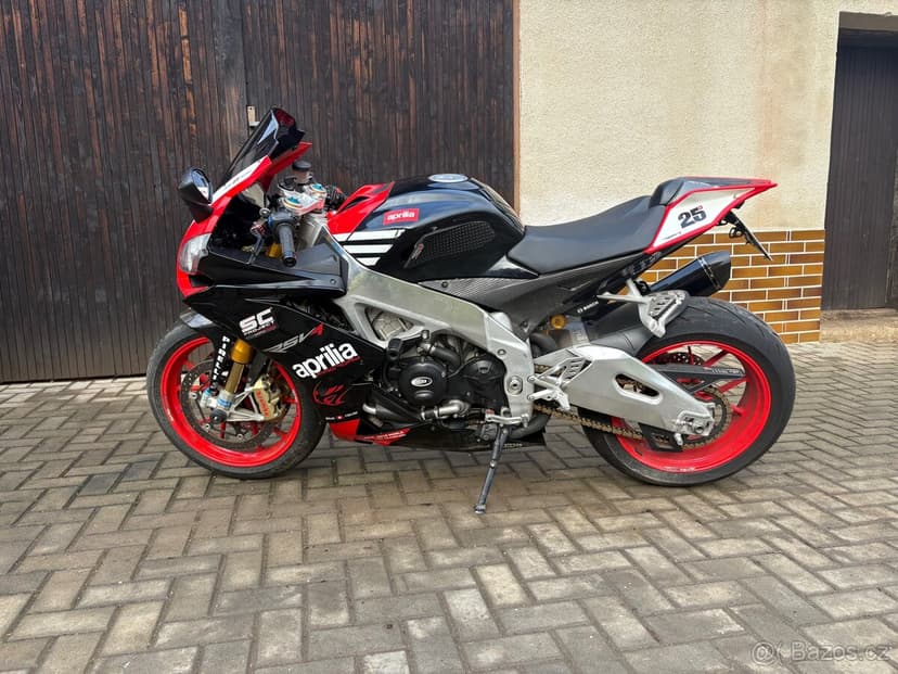 Aprilia RSV4