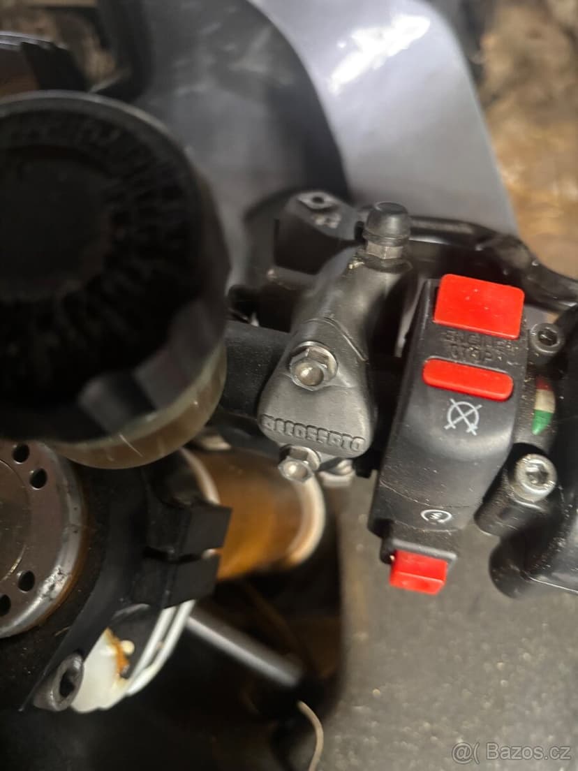 Brzdova pumpa Accossato 18