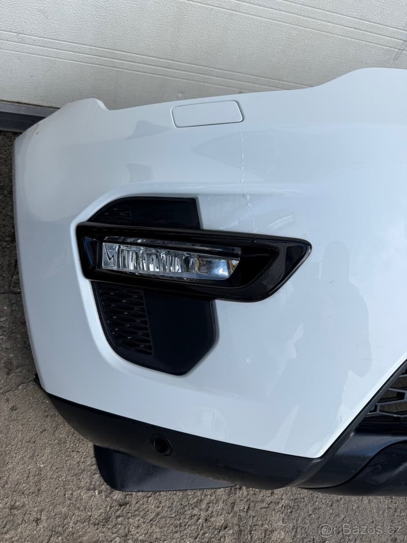 Land Rover Discovery Sport L550, kompletní přední nárazník