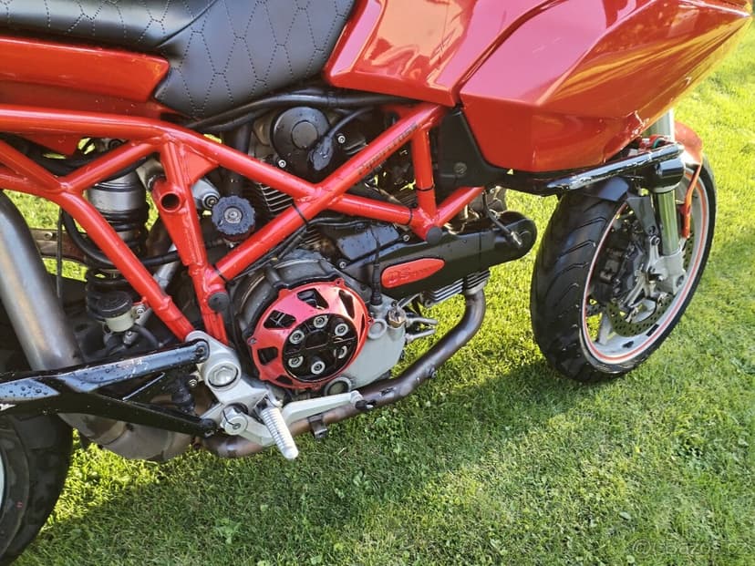 Ducati multistrada 1000 ds