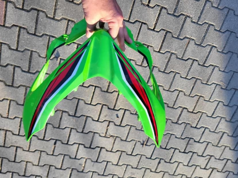 Kawasaki Ninja 400 rok 2018-2023- přední maska