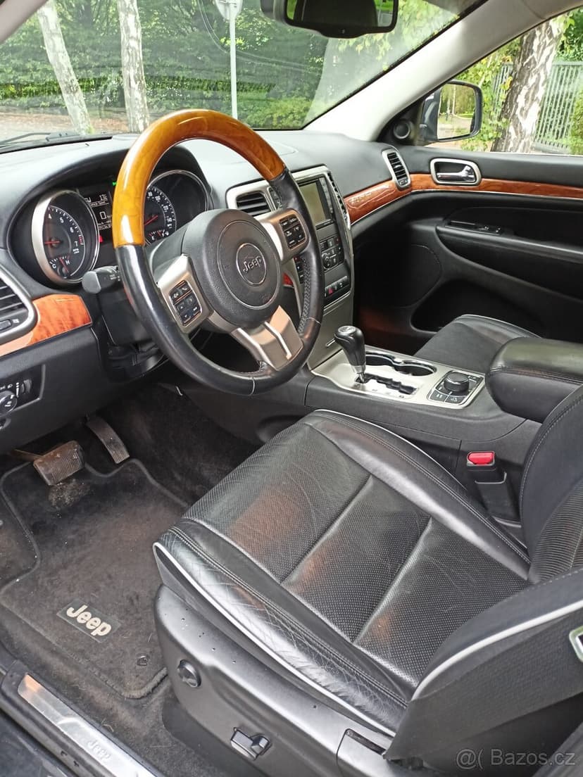 Prodám Jeep Grand Cherokee Overland