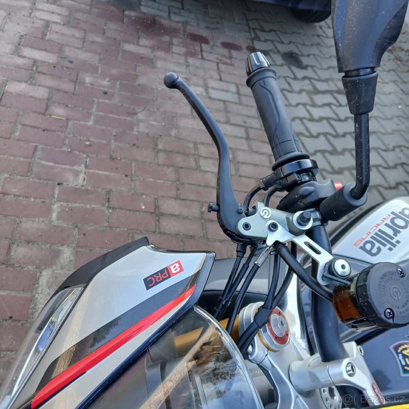 Aprilia tuono v4 1100 rr