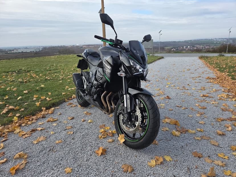 Kawasaki Z800, r.v.2016, najeto 13 500 km, koupeno v ČR