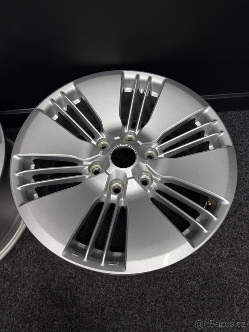 Alu ISUZU 6x139.7 18”