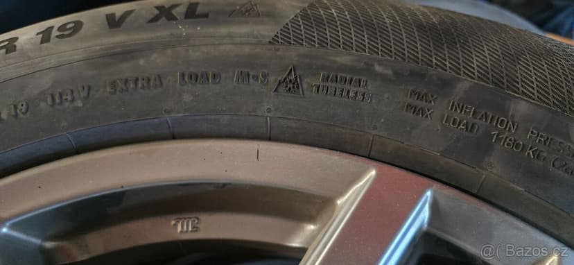 Disky s pneu LD Defender 255/65/R19