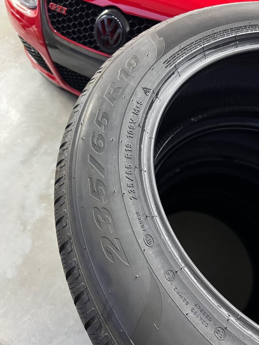 235/65 r19 zimni nepoužité range rover