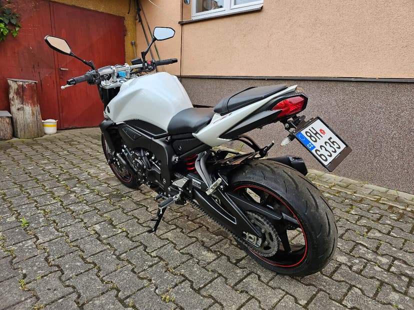 Yamaha FZ1N, 2011, najeto jen 12 tis. km