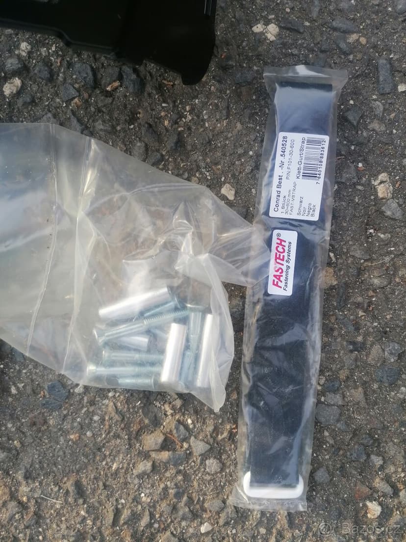 Prodám brašny, tanvak, pytel na husgvarna 701