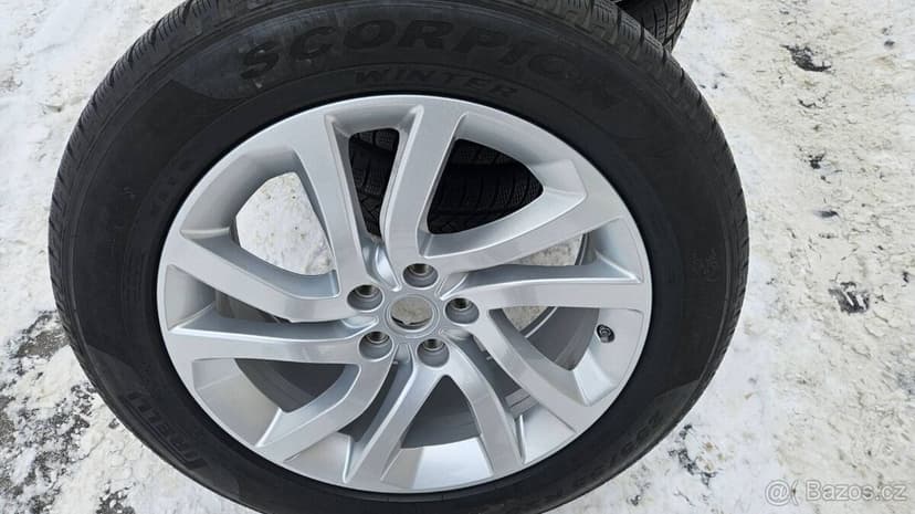 Originál Land Rover ALU kola R20 5x120 + Pirelli