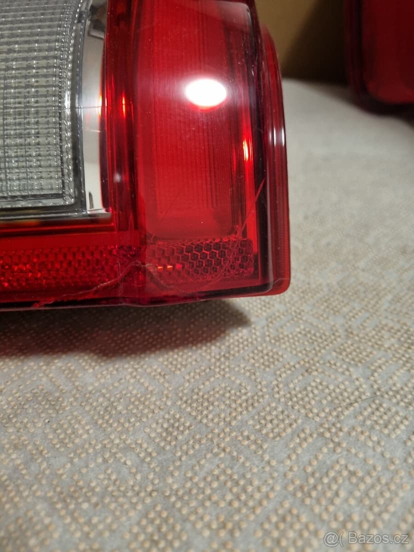 F 150. F150. Lariat. Zadni svetla