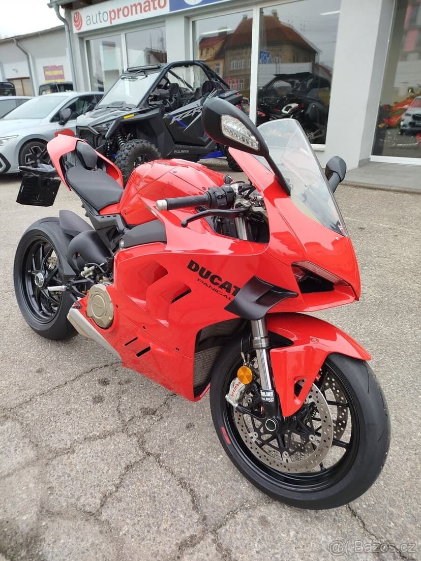 Ducati Panigale V4, ČR, ZÁRUKA, - DPH, KRÁSNÝ STAV
