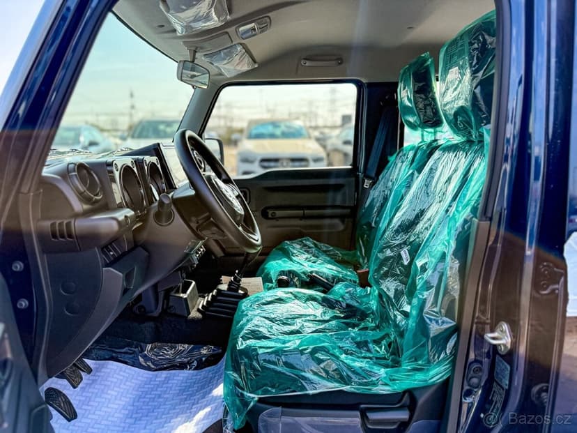 Suzuki Jimny LONG - 5 dveří, motor 1.5L, pohon 4x4