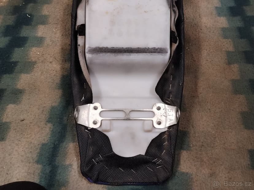 Prodám sedadlo Yamaha YZF250