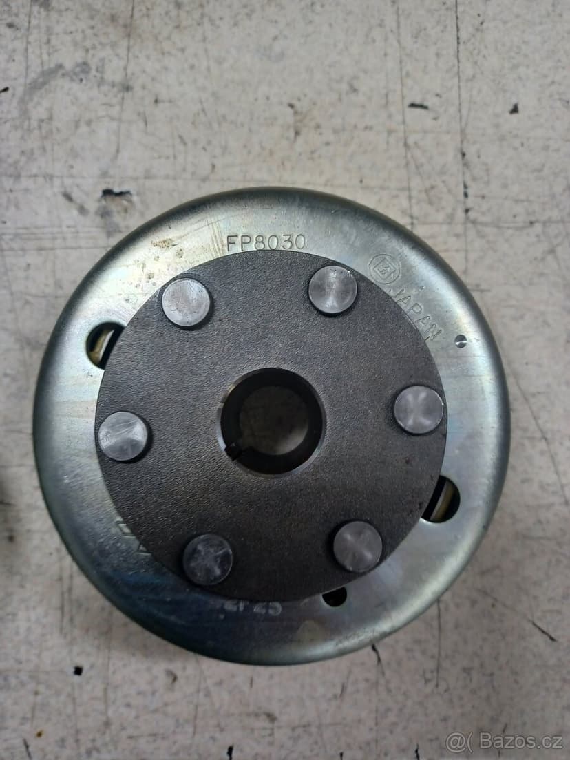 KTM LC4 640 - 620 MOTORY NA DÍLY