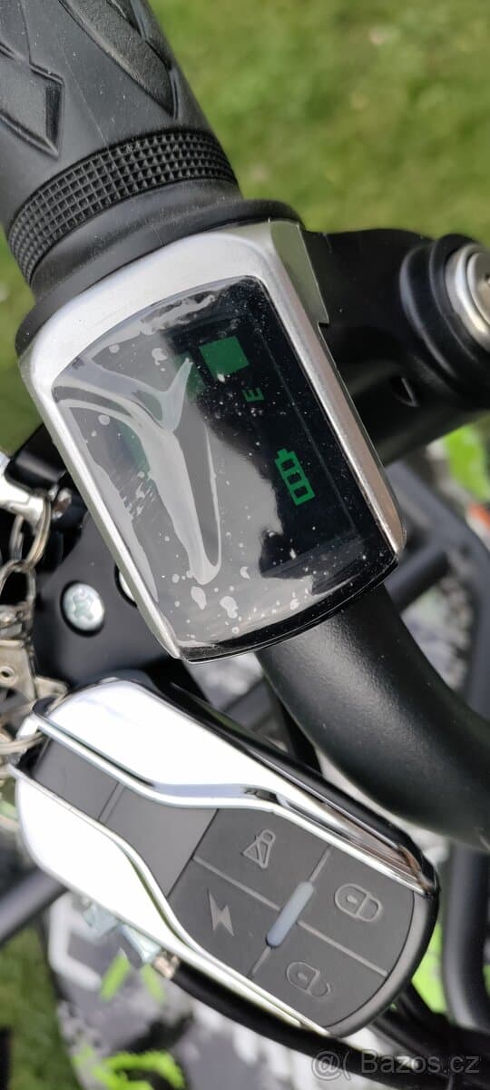 Nová dětská Elektrická čtyřkolka Tori 1200W zelená