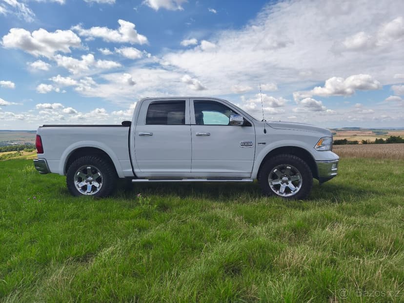 Dodge RAM 1500 5,7 Hemi, 405 HP, edice LongHorn 4x4